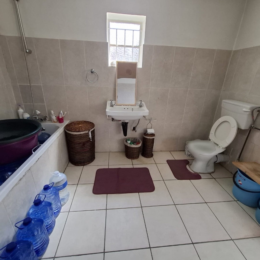 2 Bedroom Property for Sale in Trompsburg Free State